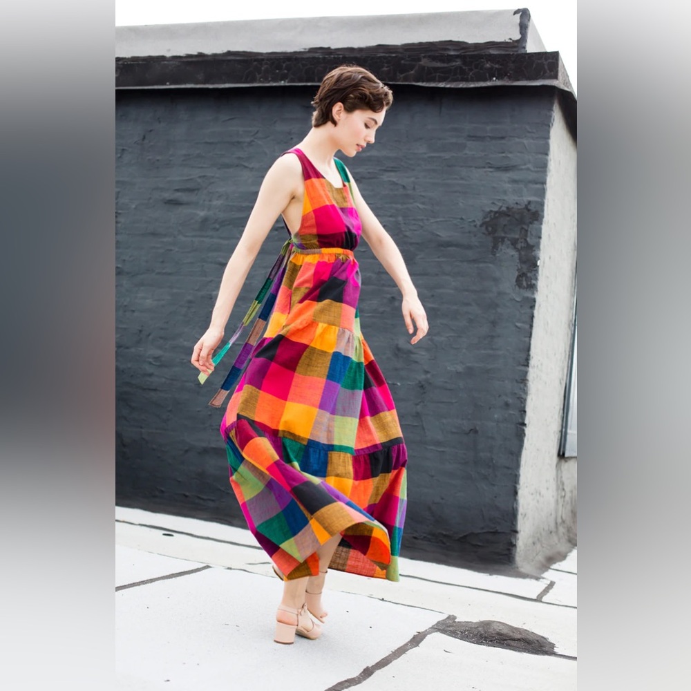 Gema Tier Maxi - Multi-check. NWT